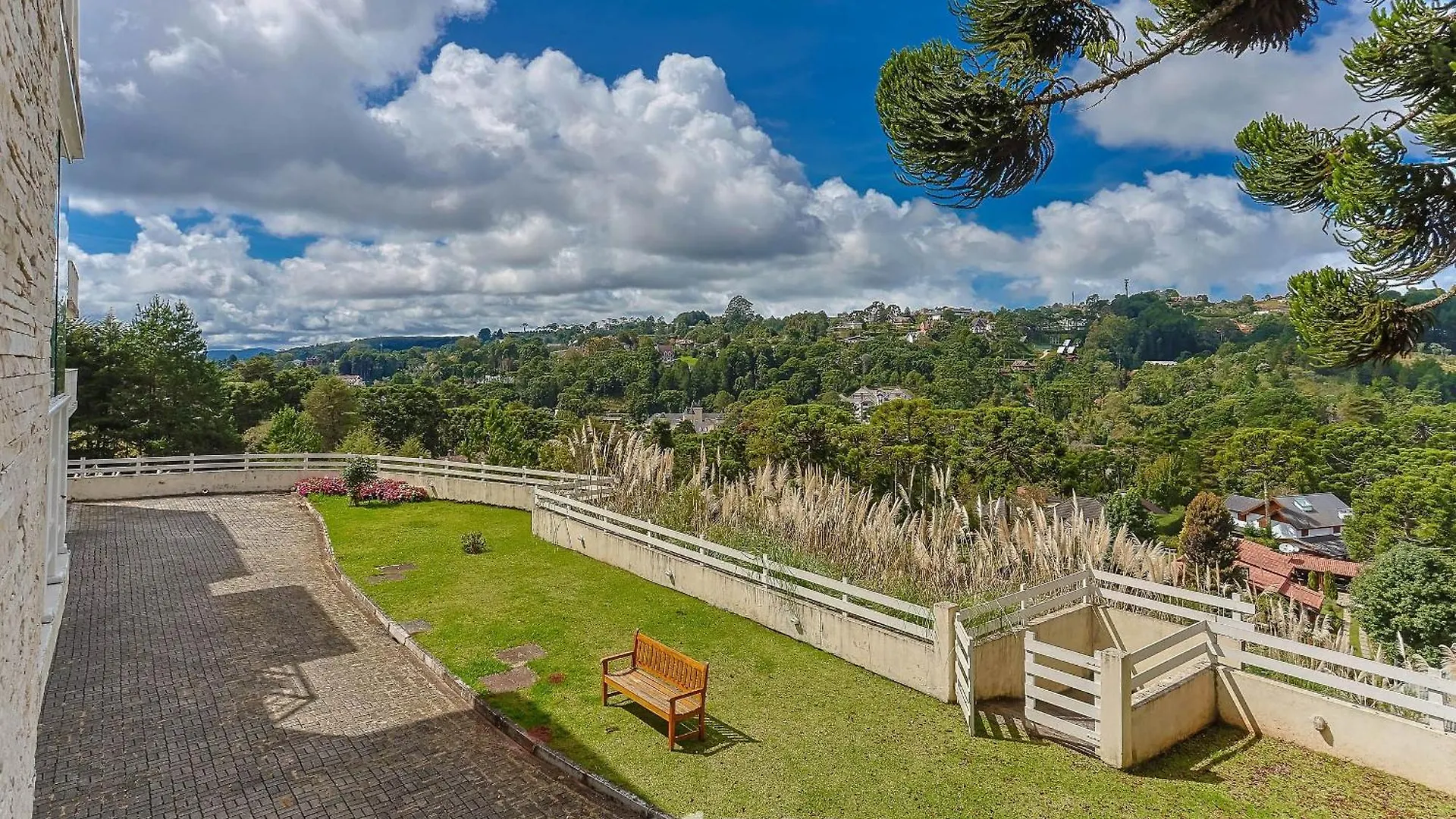 아파트 Apto C/ Linda Vista Em Campos Do Jordao Lvr0003