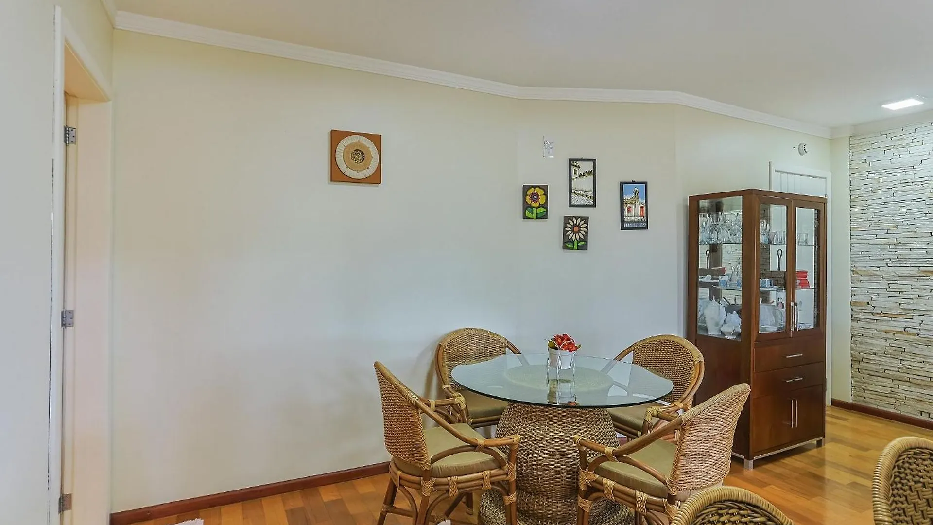 아파트 Apto C/ Linda Vista Em Campos Do Jordao Lvr0003 브라질