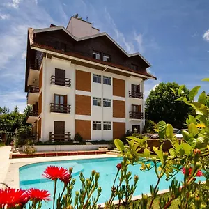 Apartamento Ideal De Ir Caminhando Ao Capivari, Campos do Jordão